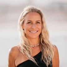 Anita  Kolni