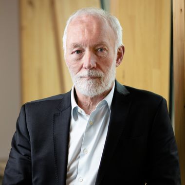 Prof Patrick  McGorry AO