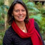 Dr Katherine Hunt